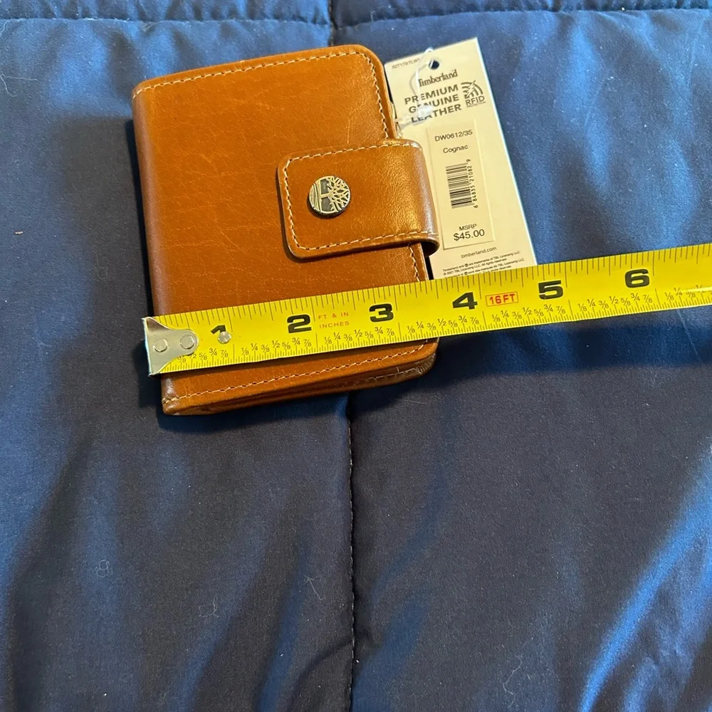 TIMBERLAND • Women’s Wallet • Small • Brown/Congac - Picture 8 of 9